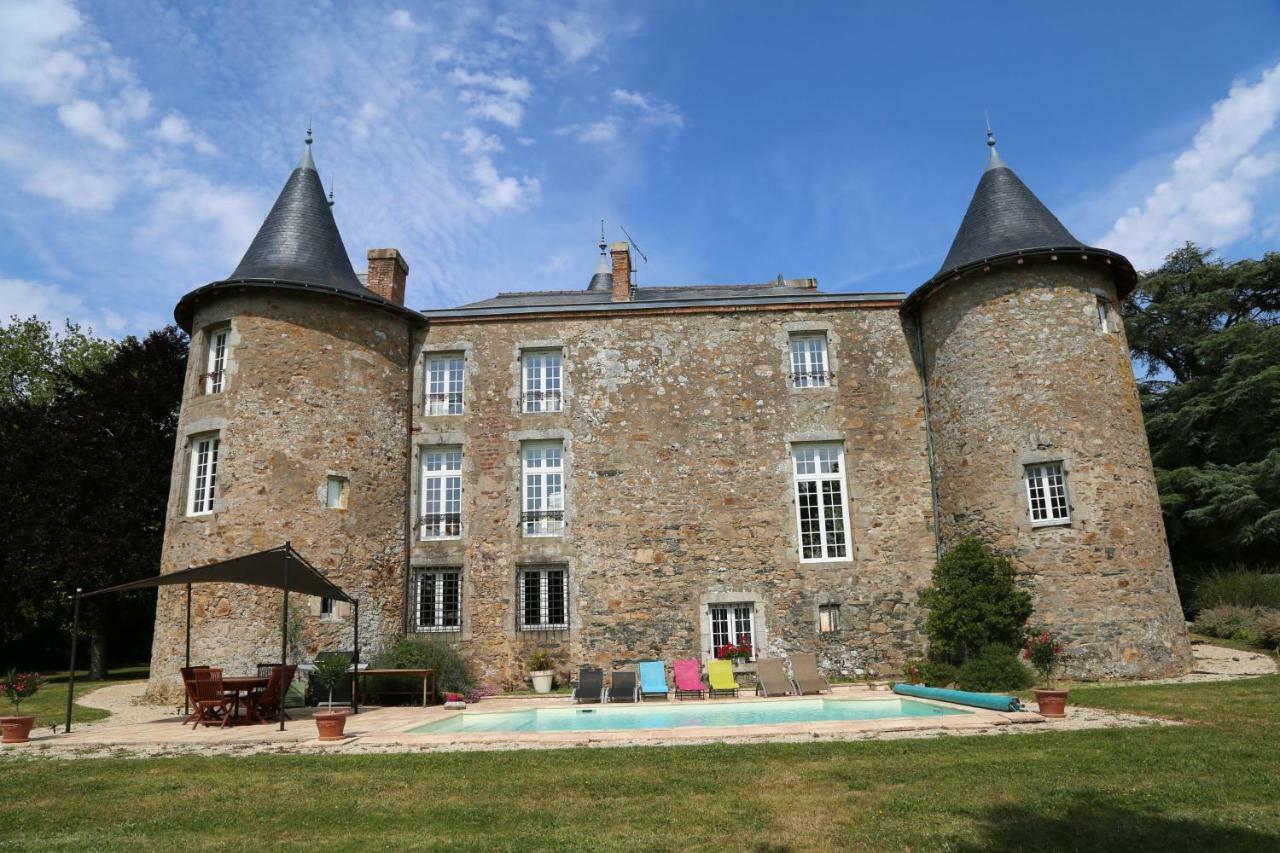 Chateau De La Frogerie Bed & Breakfast Maulevrier Exterior photo